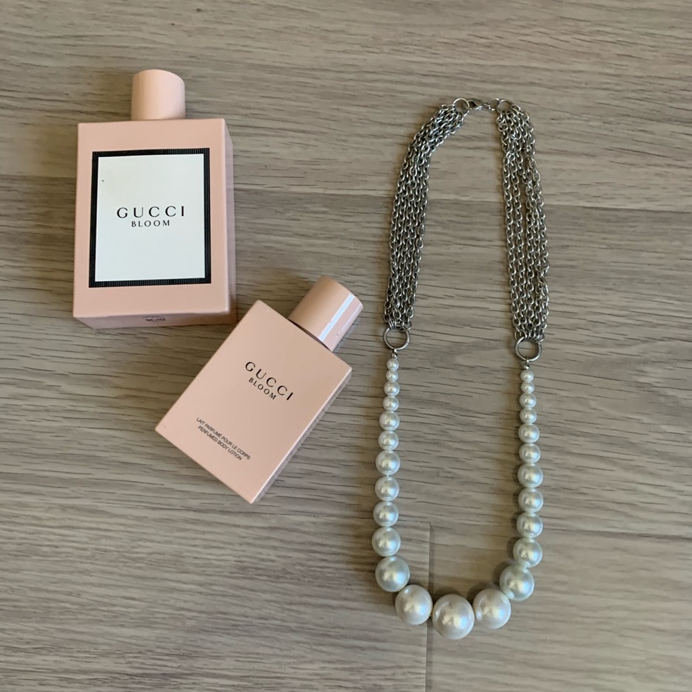 Faux Pearl Necklace